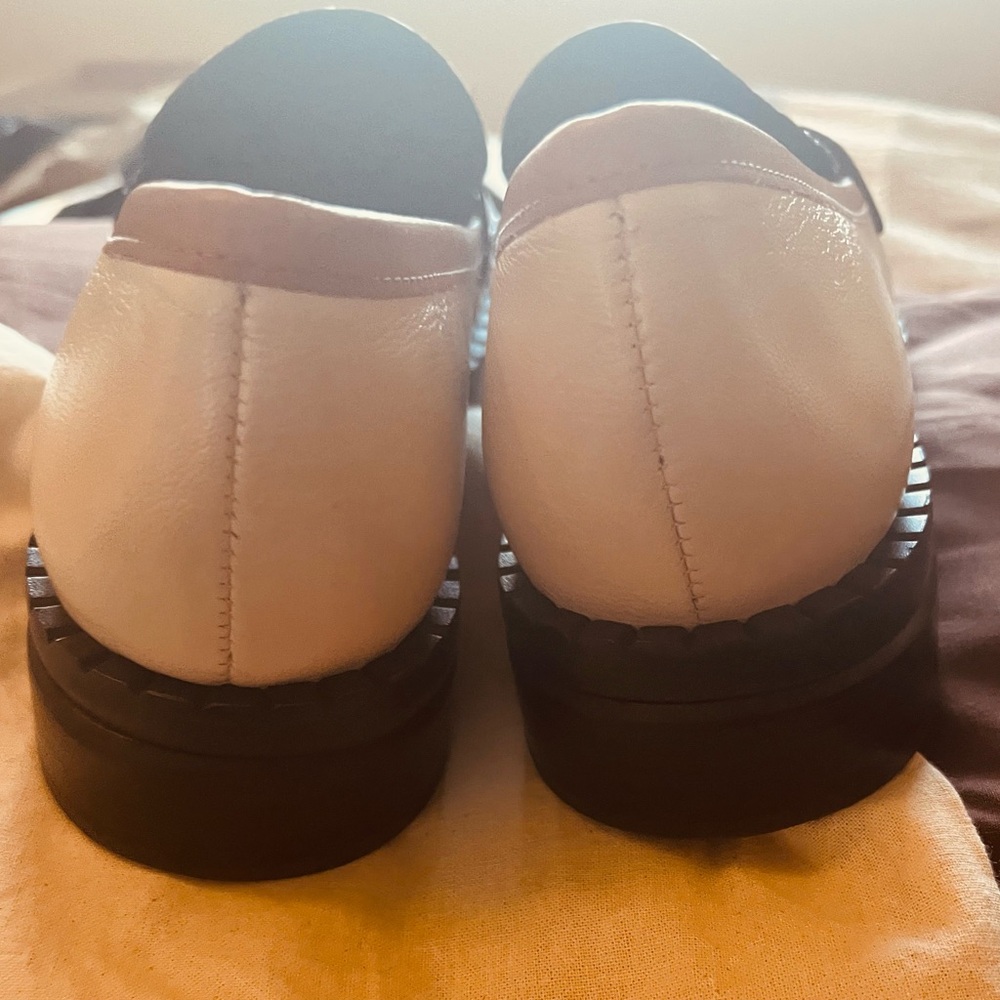 Tory Burch Woman’s Black Patent Loafers with Yellow and White Accents - Picture 4 of 10